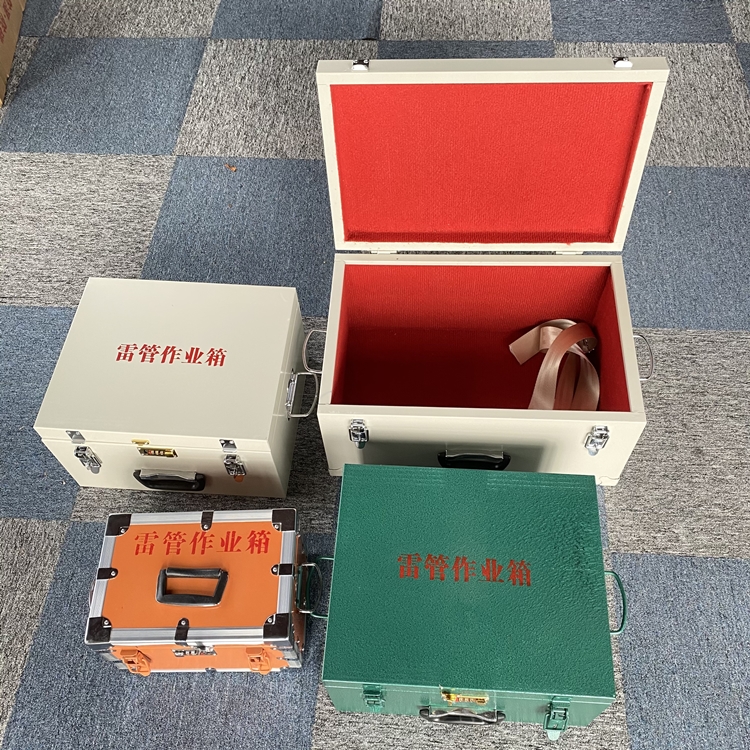 清水河爆破工程作业箱如何选择？玻璃钢与传统材质的全面对比